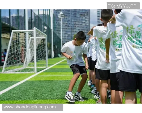 足球明星们的旅行偏好与度假胜地探索之旅