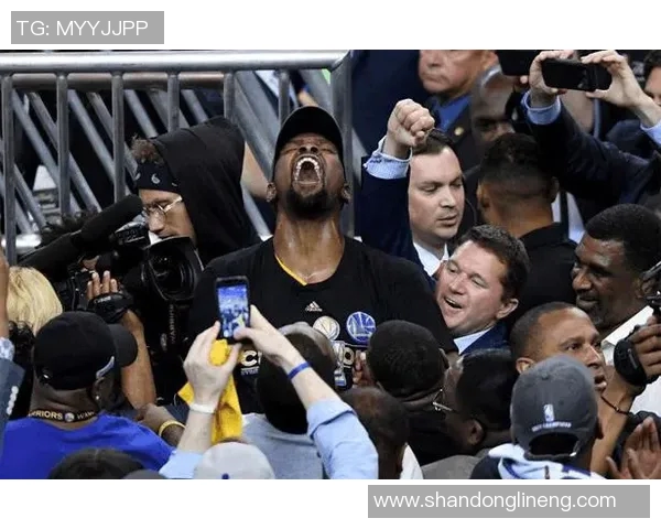 火箭队与骑士队精彩对决现场直播全程回顾与分析